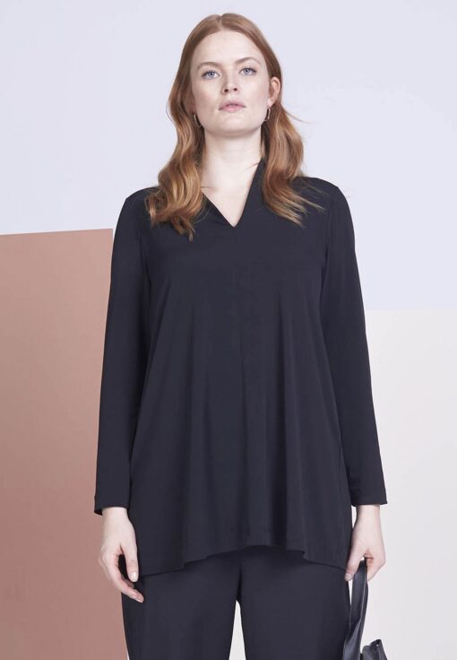 Yoek Tunic A-line v-neck | Zwart | Maat 46/48