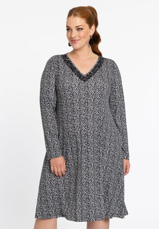 Yoek Dress A-line NOVA | Zwart | Maat 58/60