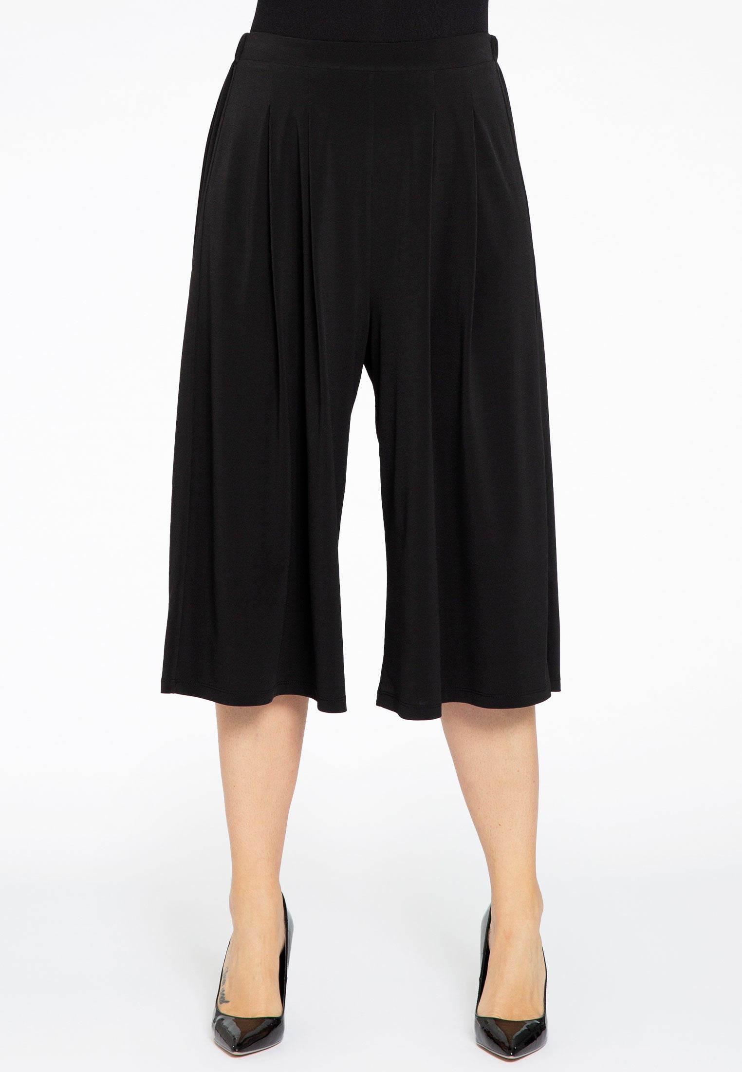 Yoek Culotte met plooien | Zwart | Maat 46/48