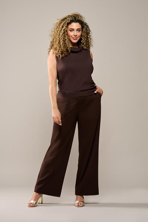 Castana Top Donkerbruin Maxi