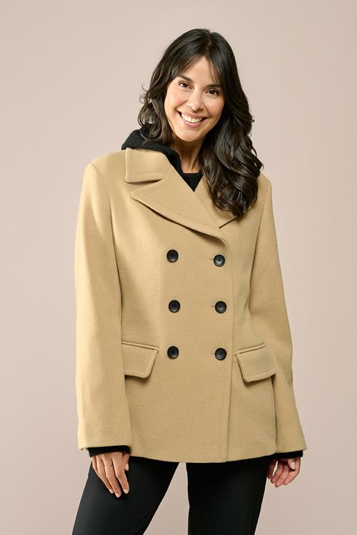 Caroline Tensen Austin Jas Camel