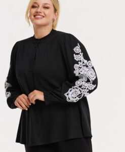 Yoek Blouse TWILL | Zwart | Maat 46/48