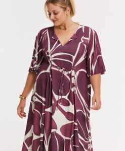 Yoek Jurk met koordjesL MERLOT | Dark Red | Maat 46/48