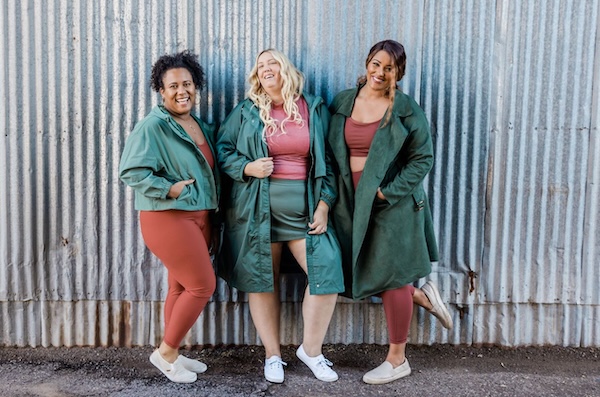 10 modetips voor vrouwen met een maatje meer: straal in iedere outfit