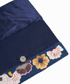 Clutch met bloemen