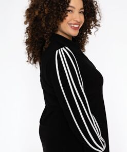 YOEK Blouse met biezen | Zwart | Maat 46/48