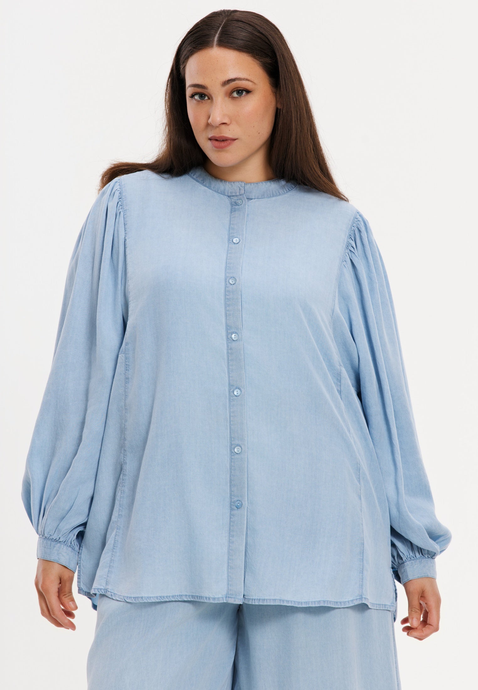 YOEK Blouse met pofmouw INDIGO LYOCELL | Blauw | Maat 46/48