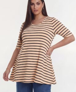 YOEK Tuniek flare | Grote maten tuniek | Zwart | Maat 54/56