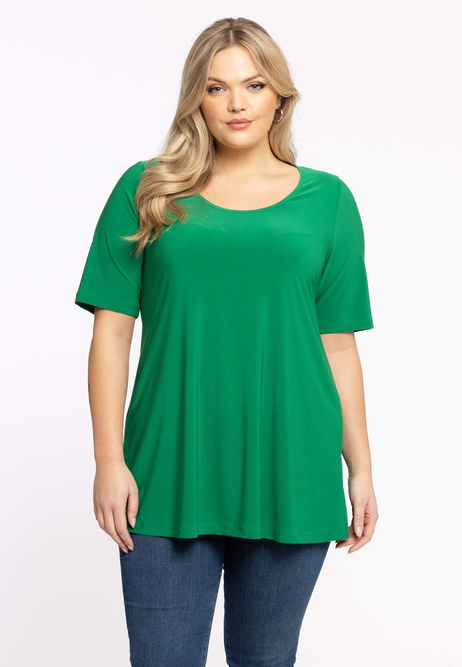 YOEK Tuniek flare | Grote maten tuniek | Groen | Maat 42/44