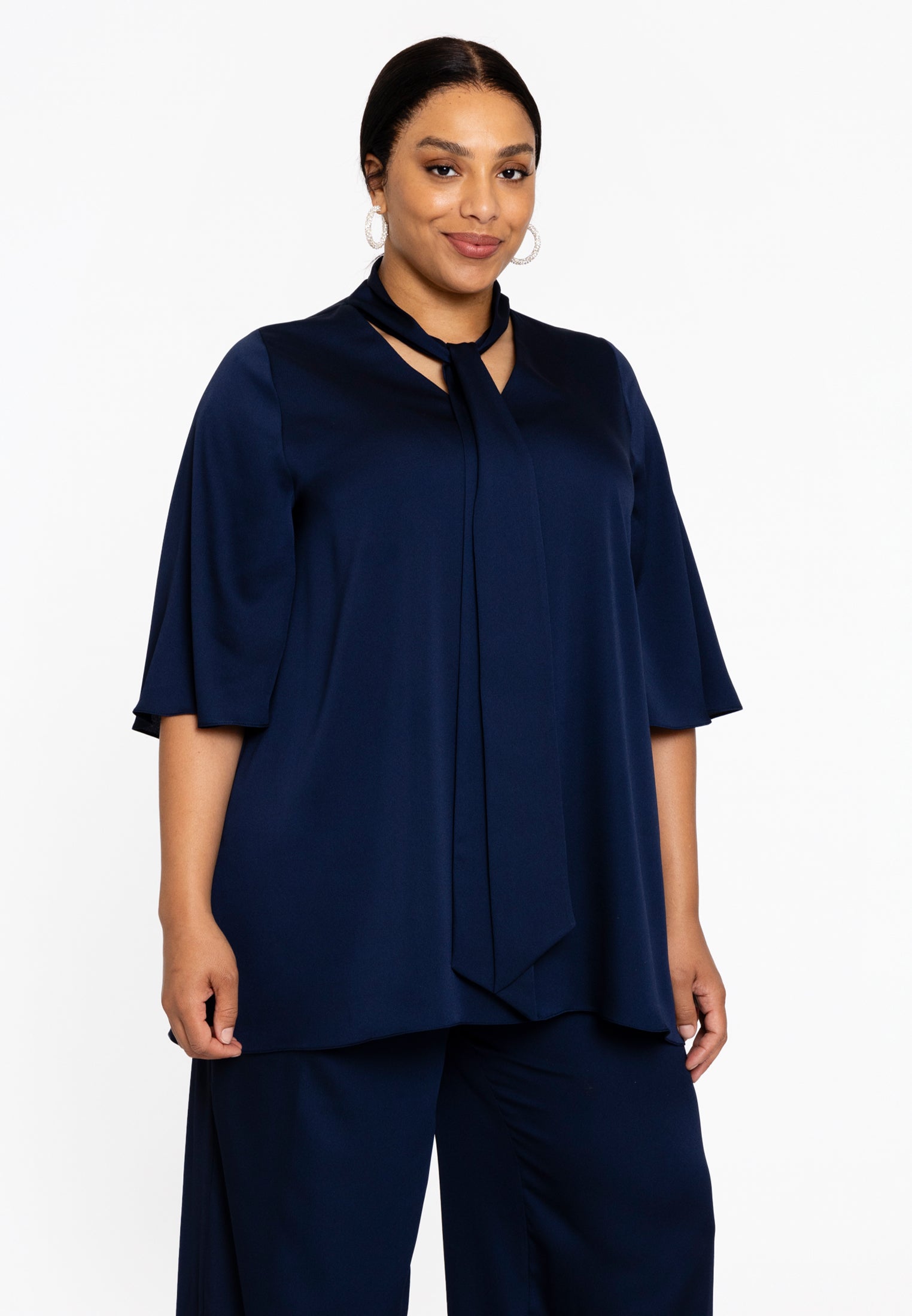 YOEK Tuniek flare SATINI | Grote maten tuniek | Blauw | Maat 38/40