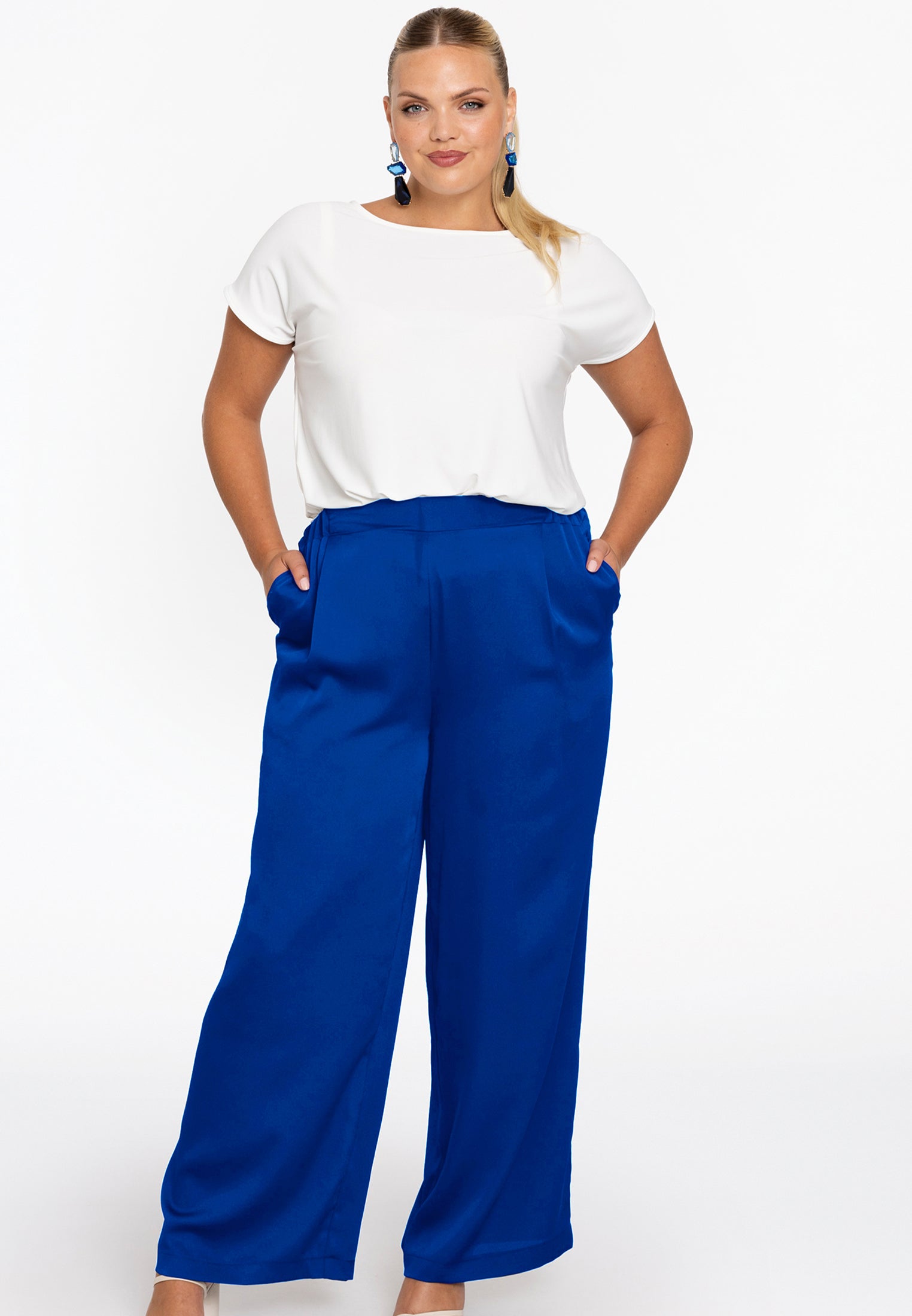YOEK Broek met plooi SATINI | Blauw | Maat 50/52