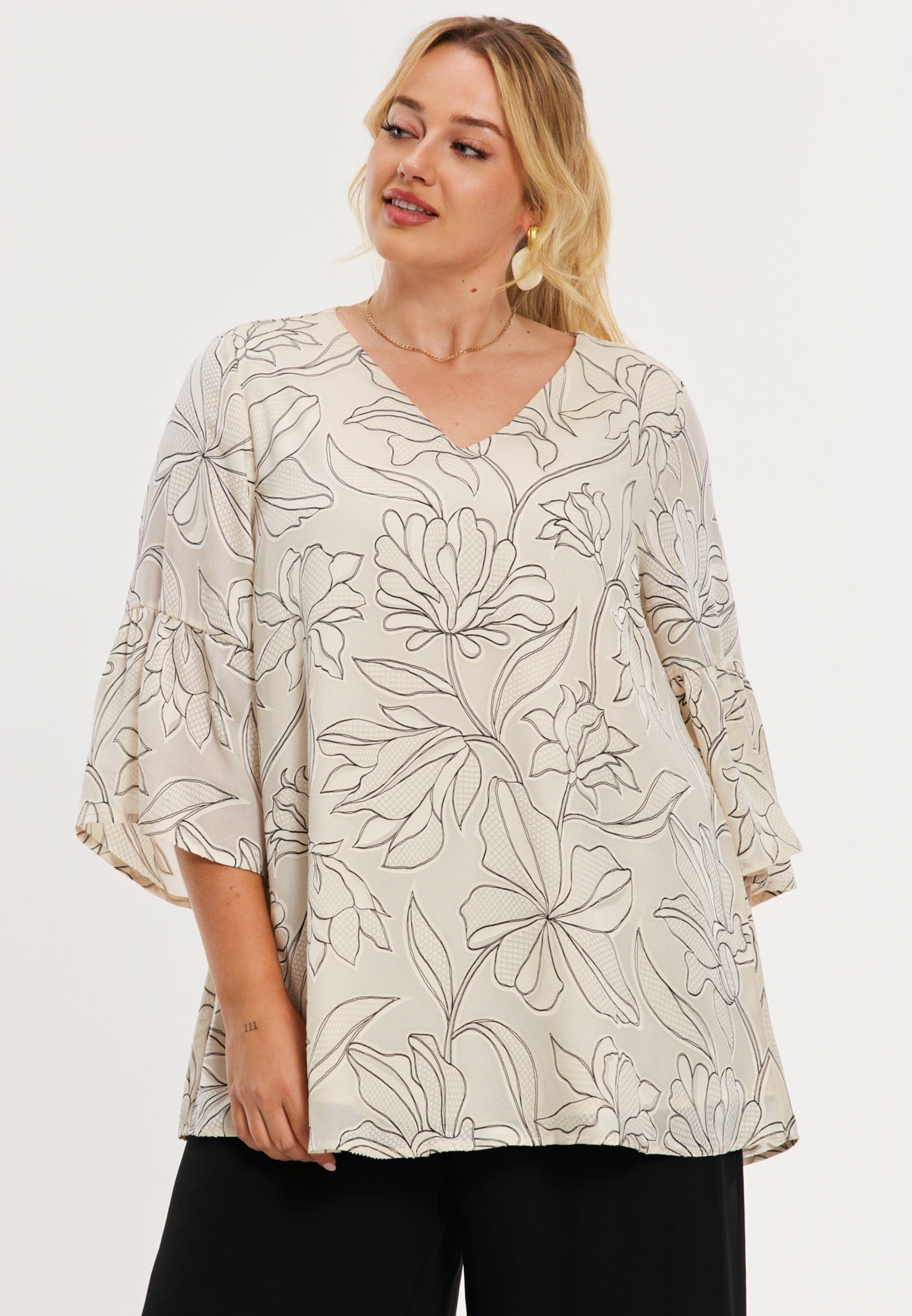 YOEK Tuniek RICAMI | Grote maten tuniek | Beige | Maat 42/44