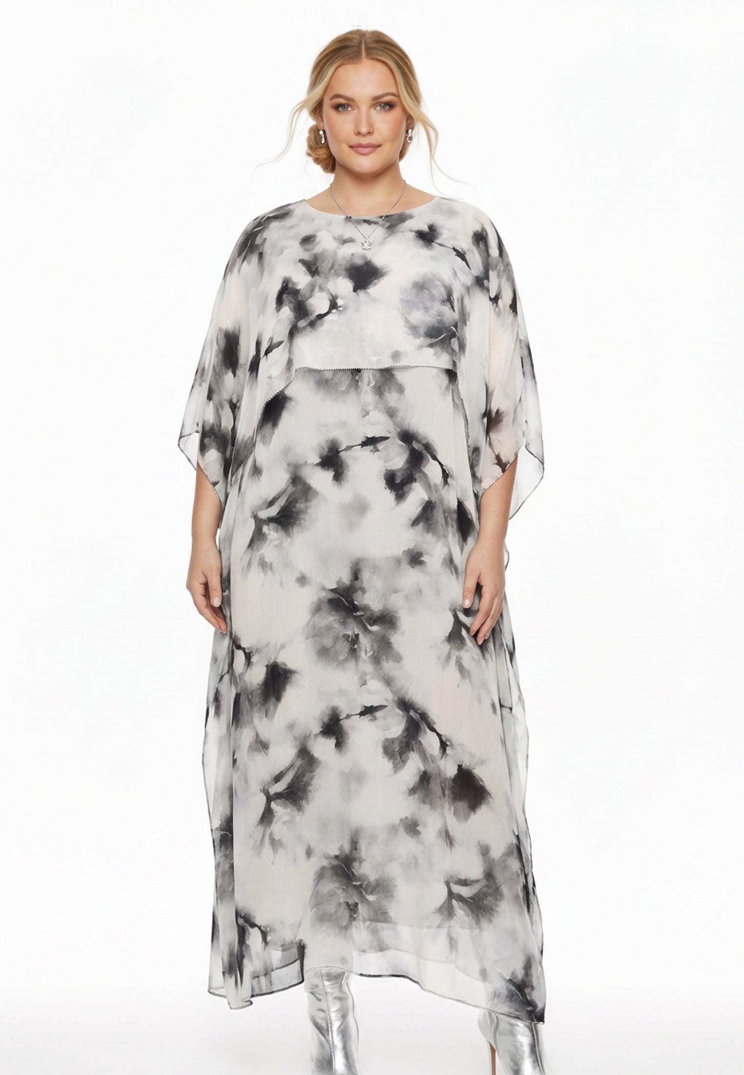 YOEK Maxi-jurk ETHEREAL | Beige | Maat 46/48