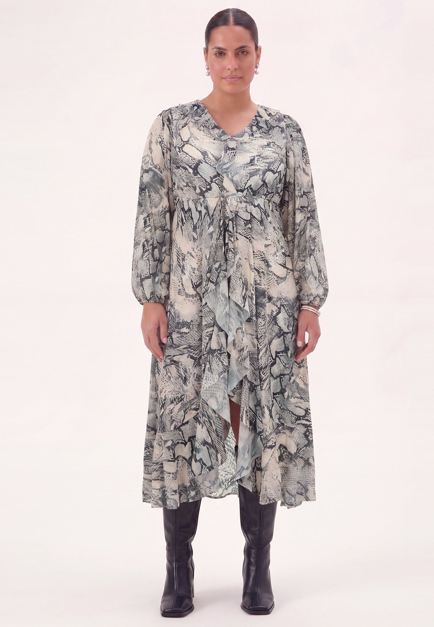 YOEK Jurk midi VIPERINE | Beige | Maat 54/56